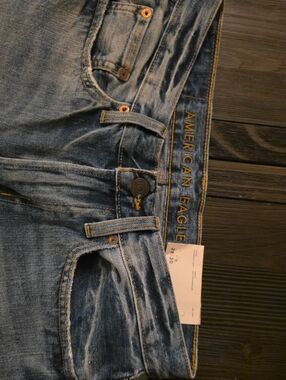 American Eagle Outfitters Men’s Distressed Blue Slim Jeans